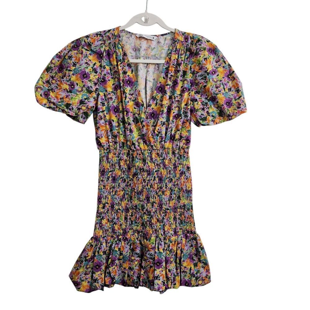 Zara Dress Womens XS Floral Mini Peplum Smocked Bloggers Favorite Boho V-Neck